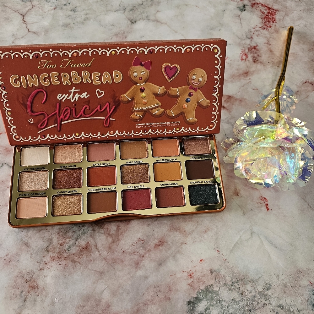 RARE! Too Faced Gingerbread Extra Spicy Eyeshadow Palette